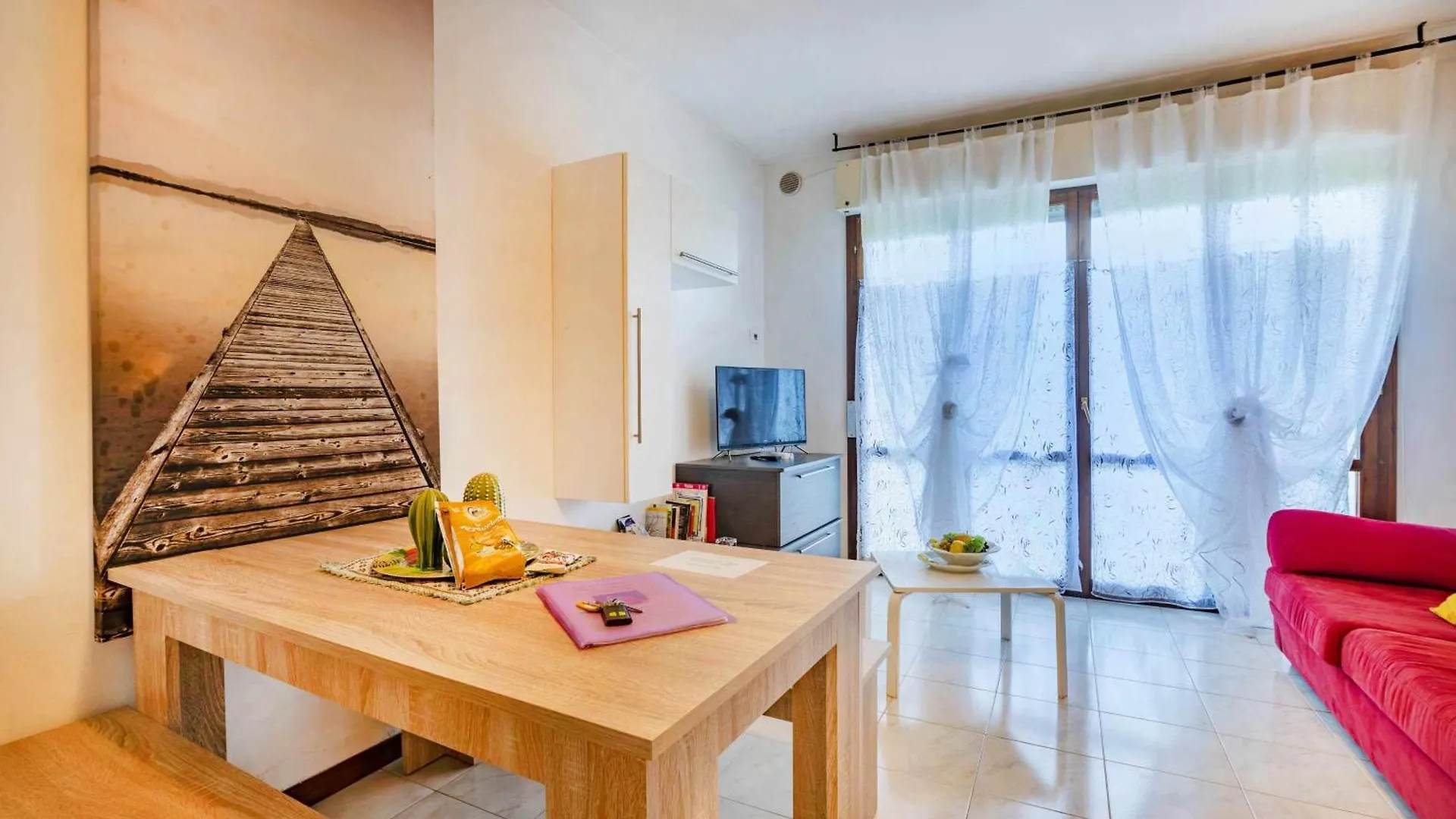 Mokyd04-Piscina,Giardino Privato,Garage,Wi-Fi,Tvs Apartman Lazise 0*,  Olaszország