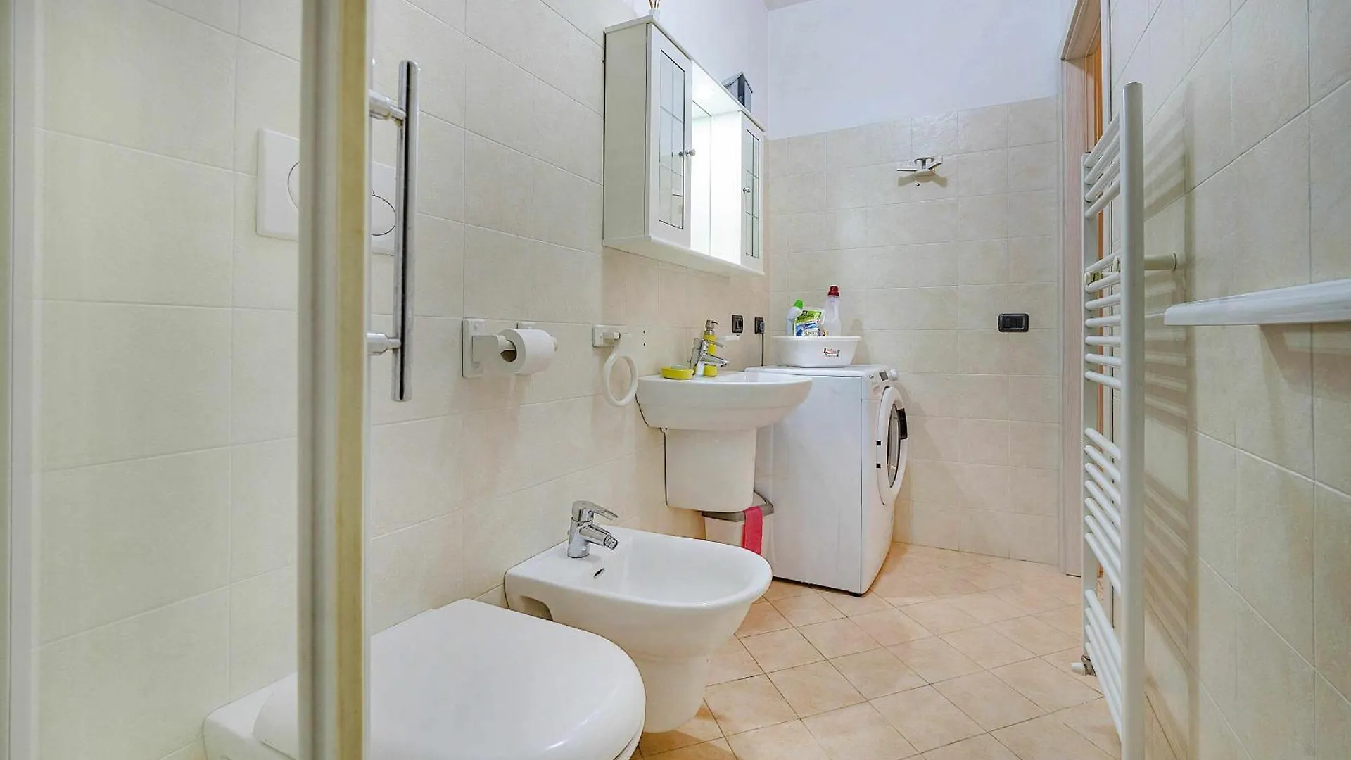 Apartament Mokyd04-Piscina,Giardino Privato,Garage,Wi-Fi,Tvs Lazise 0*,  Włochy